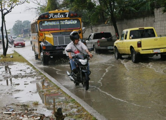Más de 244 mil sampedranos en riesgo por inundaciones