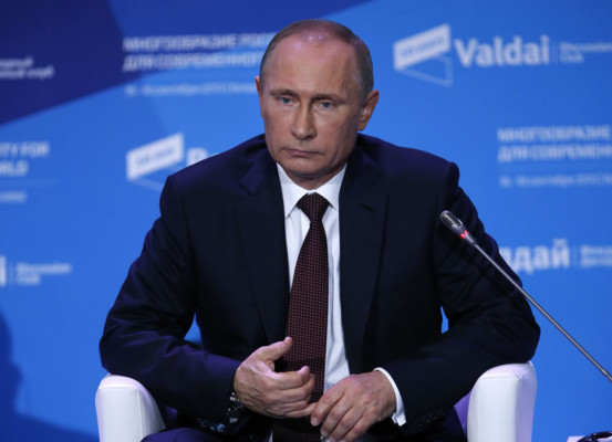 Putin: si Berlusconi fuera homosexual 'no le pondrían ni un dedo encima'