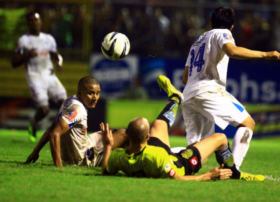 Real España va a la final y deja sin pentacampeonato al Olimpia