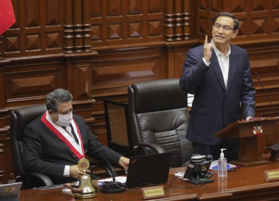 El Congreso de Perú rechaza la destitución del presidente Martín Vizcarra