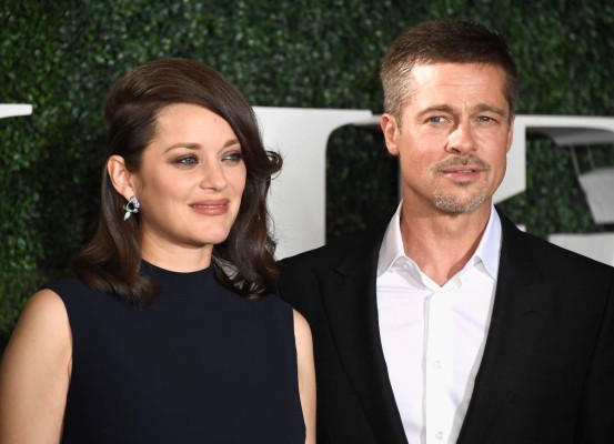 Brad Pitt reaparece de la mano de Marion Cotillard