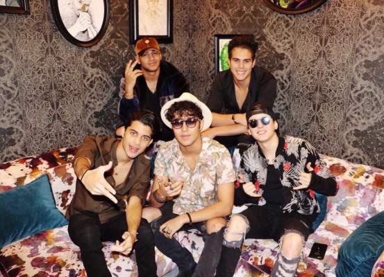 CNCO presenta su nuevo sencillo 'Mamita”