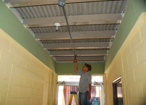 Reparan dos postas policiales más en San Pedro Sula