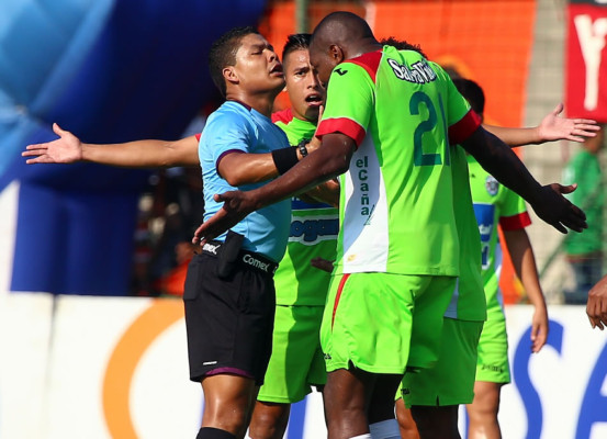 Histórica goleada del Real España al Marathón en un derbi polémico