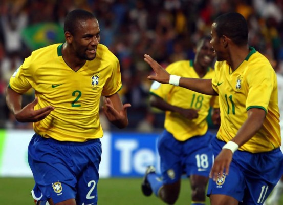 Dunga excluye a Maicon de Brasil por presunta indisciplina