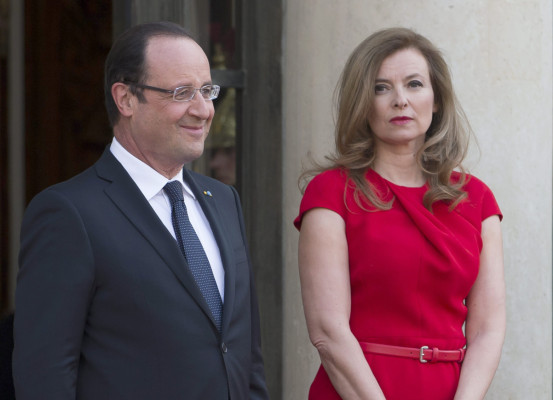 Hospitalizan a la pareja de Hollande