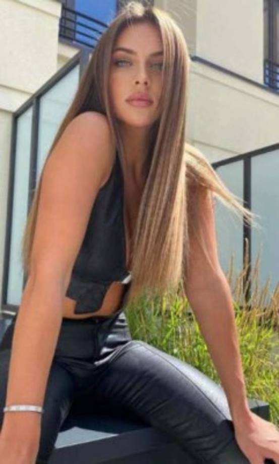 Antes de saltar a la fama, Kasia había tenido una larga trayectoria en la industria del modelaje, pues desde los siete años participaba en este tipo de eventos.<br/><br/>