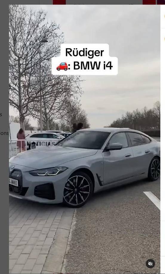 Así es el auto que conduce Rudiger.