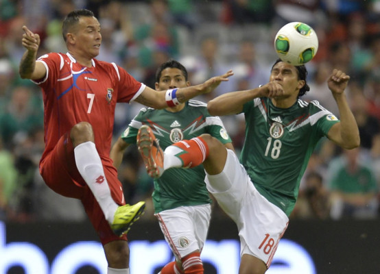 México alarga el grito mundialista de Honduras