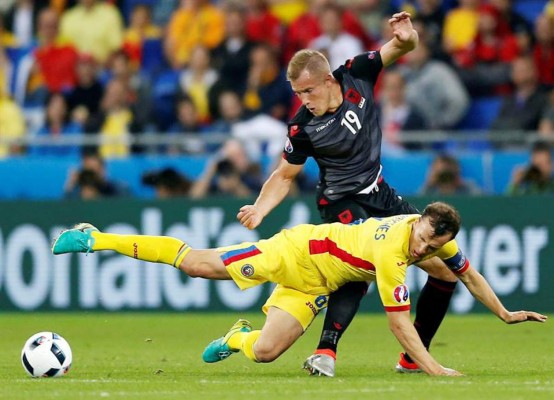 UEFA abre procedimiento disciplinario contra Rumania y de Albania