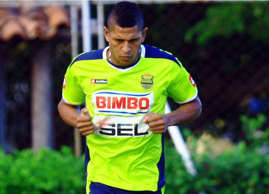 Costly: 'Espero debutar y hacer un bonito espectáculo”