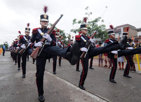 Festejan con carnaval 439 aniversario de la capital de Honduras