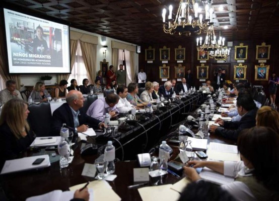 Congresistas de Estados Unidos se reunieron con presidente de Honduras