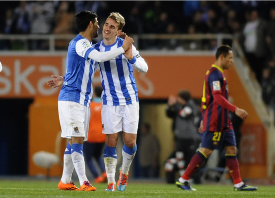 Real Sociedad se venga del Barça y lo baja del liderato