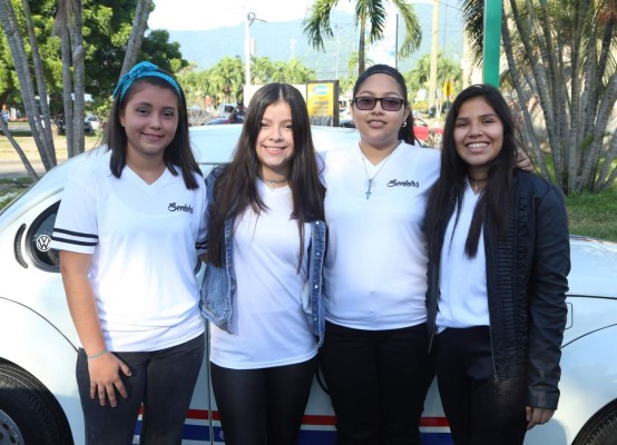 Entrada de la clase 2017 de la Happy New Dawn