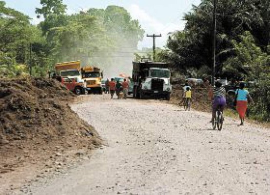 Al fin arranca pavimentación