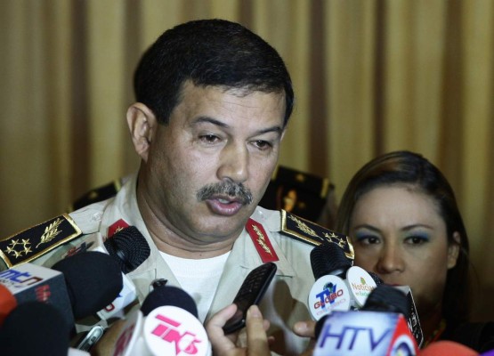 Jefe de las Fuerzas Armadas responde a Ricardo Álvarez