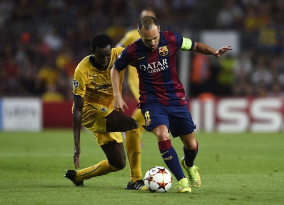 Barcelona gana al Apoel pero no convence en su estreno de Champions