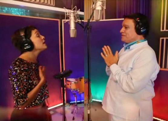 La triste carta de Natalia Lafourcade a Juan Gabriel: 'Te adoro gran amigo'