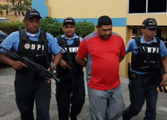 Capturan a taxista supuesto miembro de red criminal en San Pedro Sula