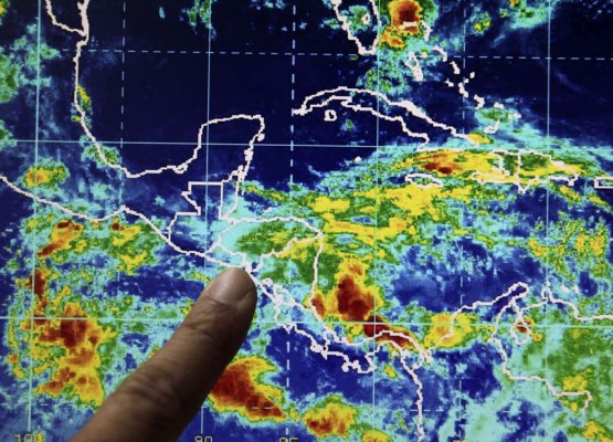 Onda tropical dejará lluvias en Honduras el fin de semana