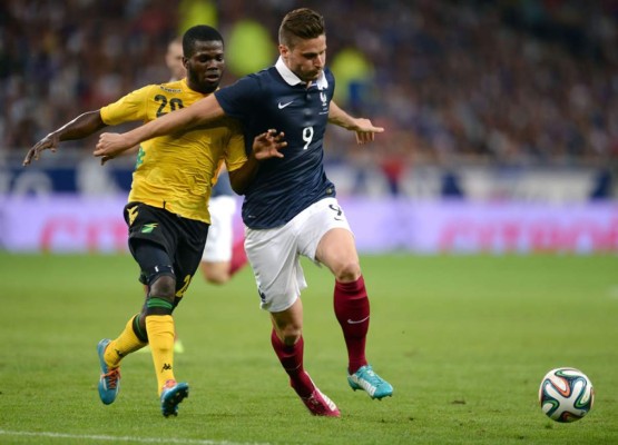 Benzema hace olvidar la ausencia de Ribéry y mete miedo a Honduras