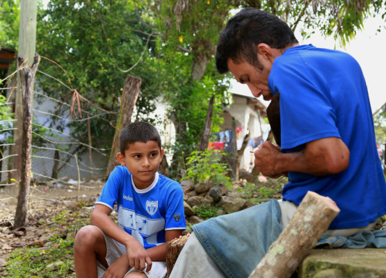 Los expertos hacen malabares con los trompos de Nano