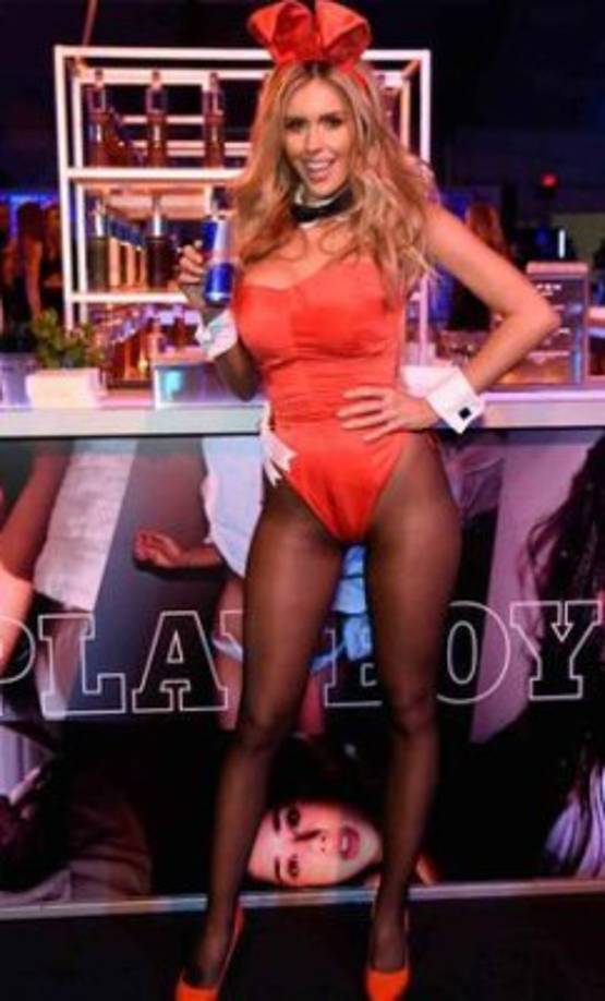 La espectacular rubia es una de las chicas más hermosas.