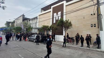 Una hondureña que era víctima de explotación sexual fue rescatada por la Policía de Guatemala luego de varios allanamientos.
