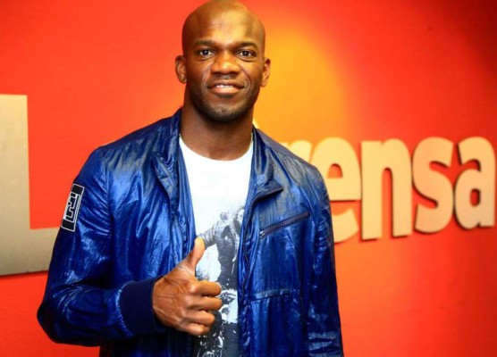 David Suazo habla de su futuro; 'Rambo' de León se ofrece a impensado club