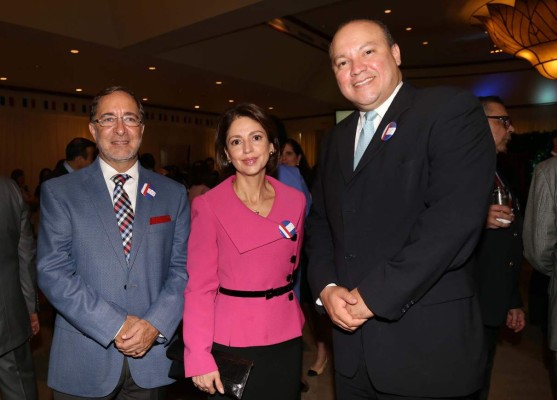 Embajada de Francia celebra su independencia
