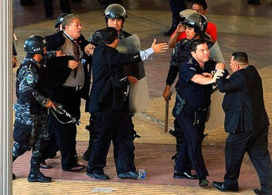 Honduras: Diputado Pinto demandará a su homólogo Edgardo Castro