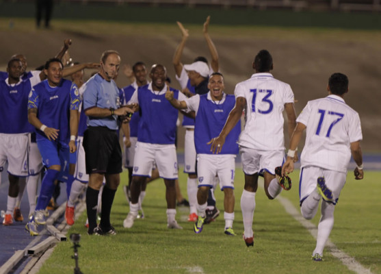 ¡Selección de Honduras clasifica al Mundial de Brasil 2014!
