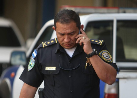 Alto mando de la Policía Nacional ratifica al jefe de la Umep-2