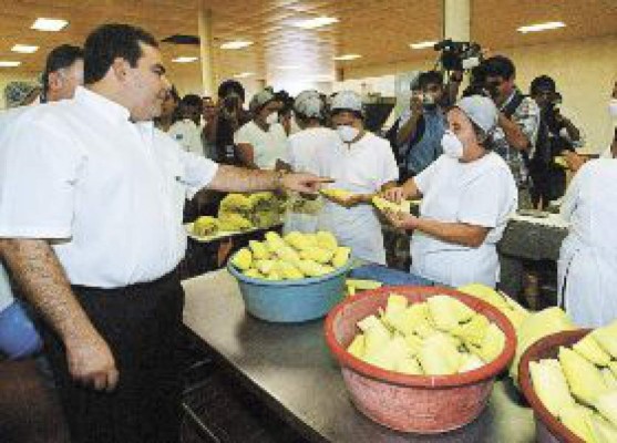 Cafta entra en vigencia en medio de protestas en El Salvador