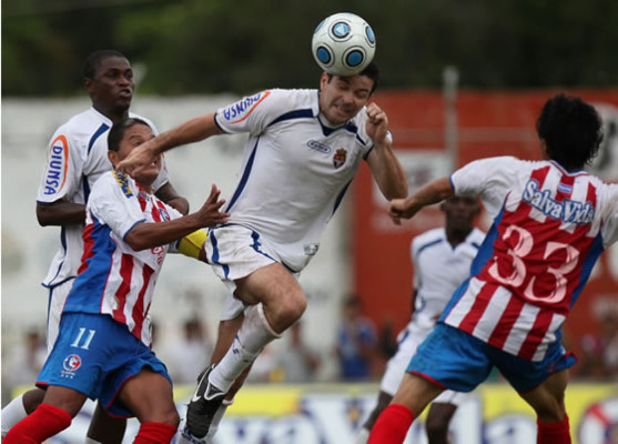 Olimpia empató, pero mantiene el liderato