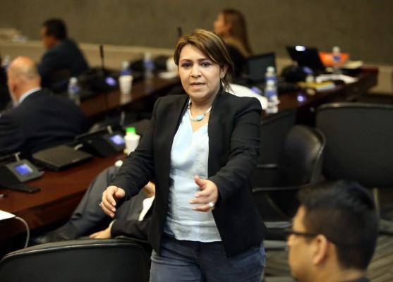 Impugnan escrito de Salvador Nasralla