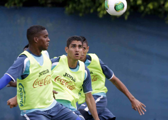 Jorge Claros: 'Que los mexicanos hablen lo que quieran”