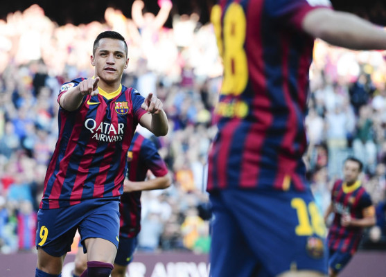 Un histórico Messi comanda al Barcelona antes del clásico