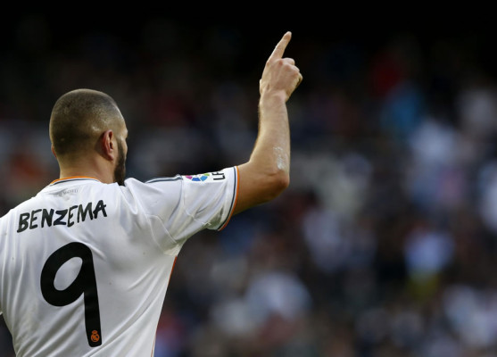 Real Madrid gana al Granada y se acuesta líder de la Liga española