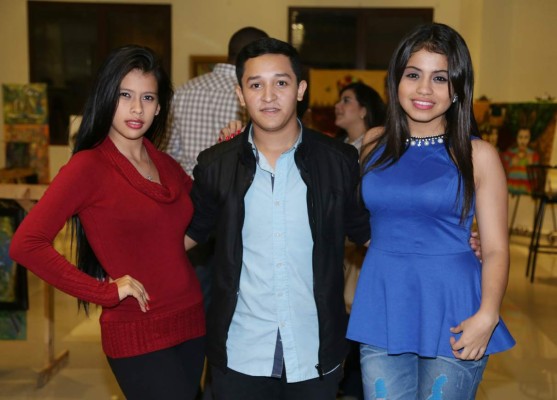 Keren Morel, Julián Aguilar y Andrea Reyes.