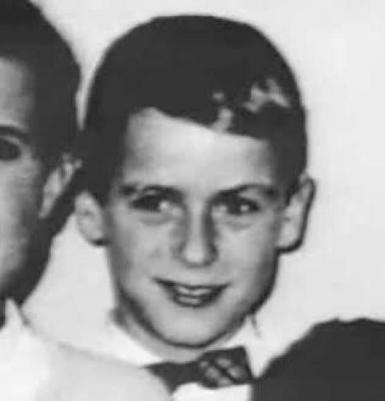 El 24 de noviembre de 1946 nacía en Vermont (EE.UU.) uno de los asesinos en serie que más impacto tendría en la sociedad moderna americana, Ted Bundy. Su especialidad: sodomizar y asesinar brutalmente a universitarias.