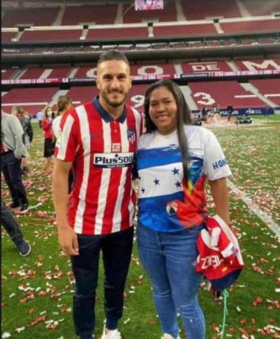 Acompañada del gran capitán rojiblanco, Jorge Resurrección 'Koke'.