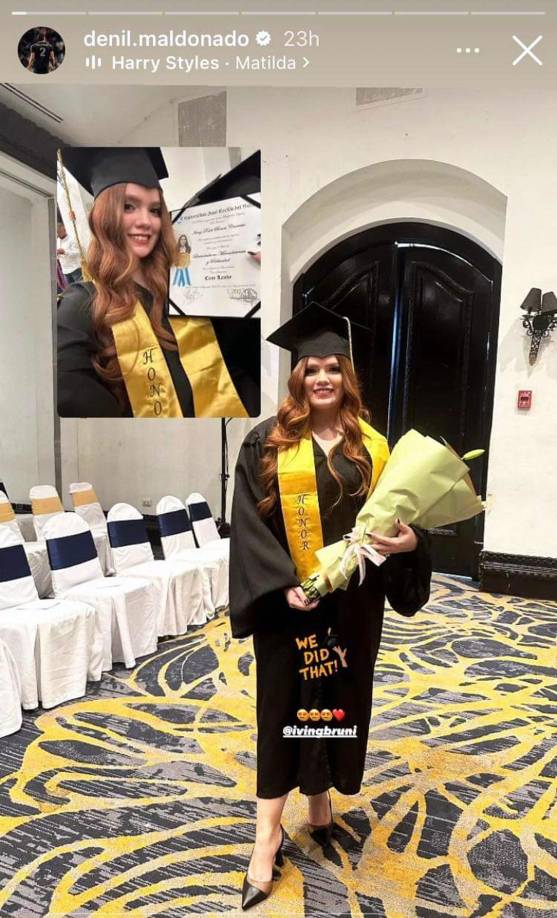 Denil Maldonado se perdió la graduación de su esposa Iving Bruni y ella lo sorprendió llegando al hotel de concentración de la Selección de Honduras para compartir ese importante exito.