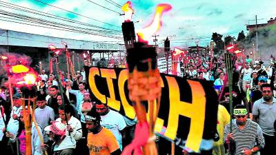 <b>Desde hace años, sectores de la sociedad hondureña piden una comisión anticorrupción.</b>