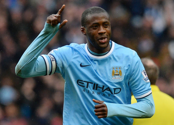 Yaya Touré guía al Manchester City con un 'hat-trick'