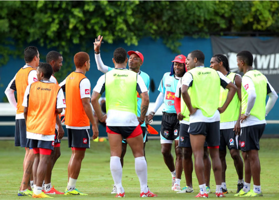 La Selección de Panamá copia el modelo hondureño en busca del Aztecazo