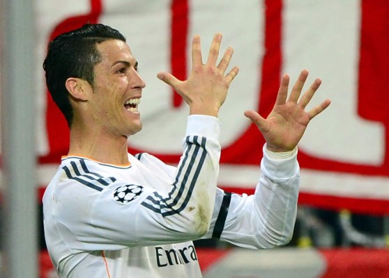 Cristiano no falta a la cita con el gol y bate un nuevo récord