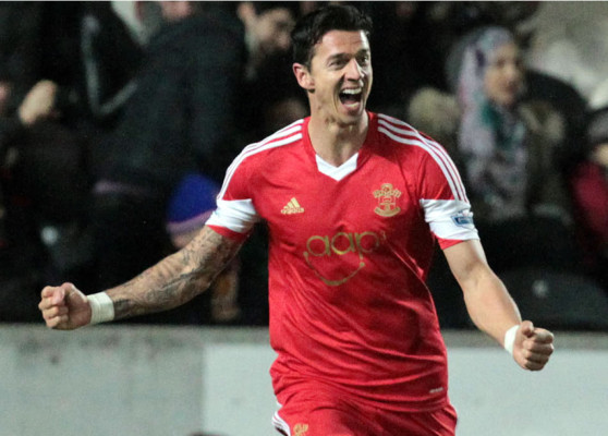 El Hull City con Maynor Figueroa pierde en casa ante el Southampton