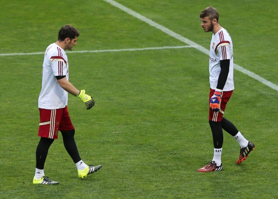 Iker Casillas confirma su futuro descartando su salida